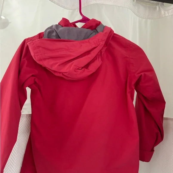 The North Face Kids' Hooded Rain Jacket with Plum Accents - Picture 3 of 4